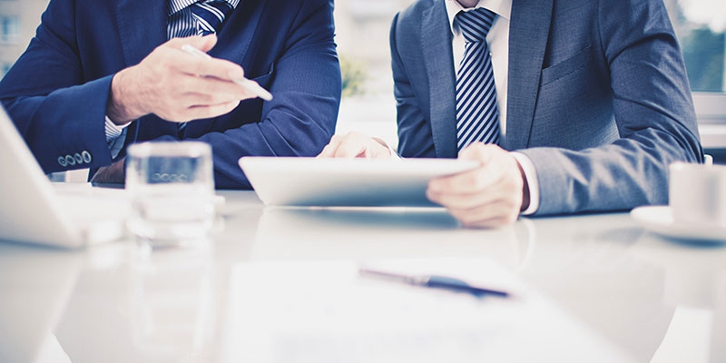 Liên hệ CSKH 32WIN khi không rõ điều khoản